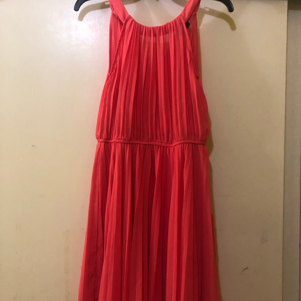 Lady’s dress